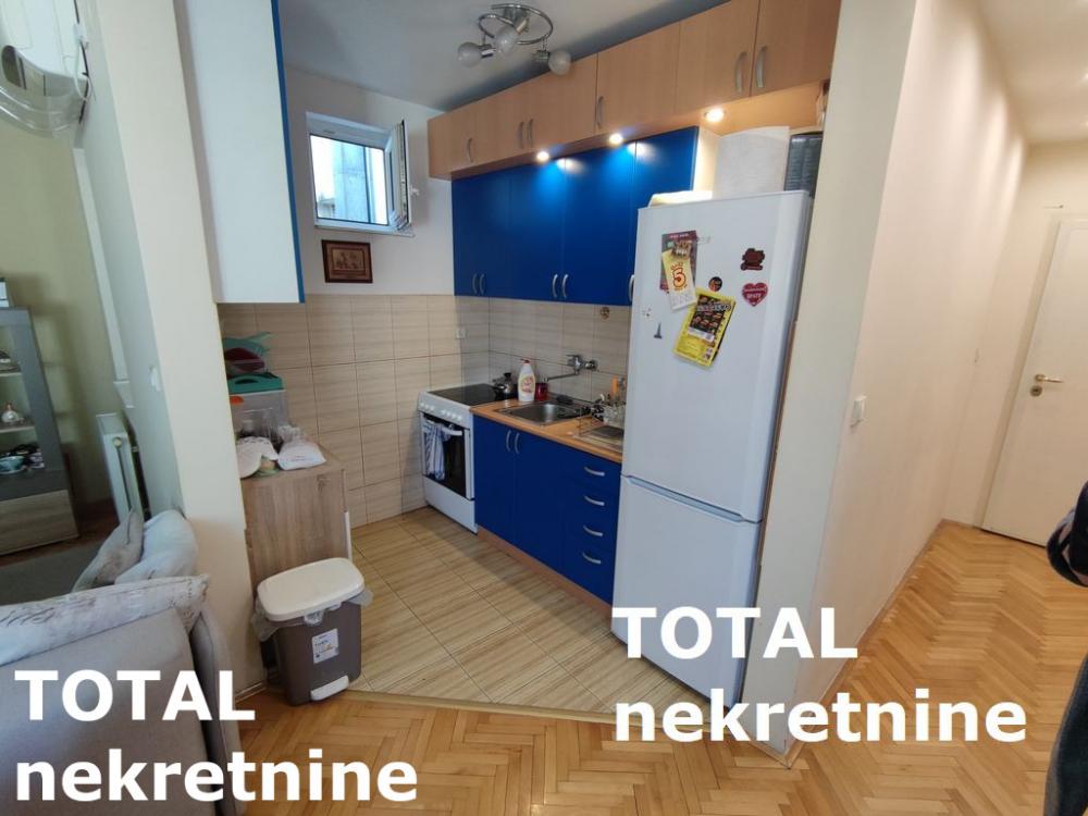 Slika 3 - Stan,NOVI SAD,NOVA DETELINARA,kv: 100.00, € 188670, ID: 1095724