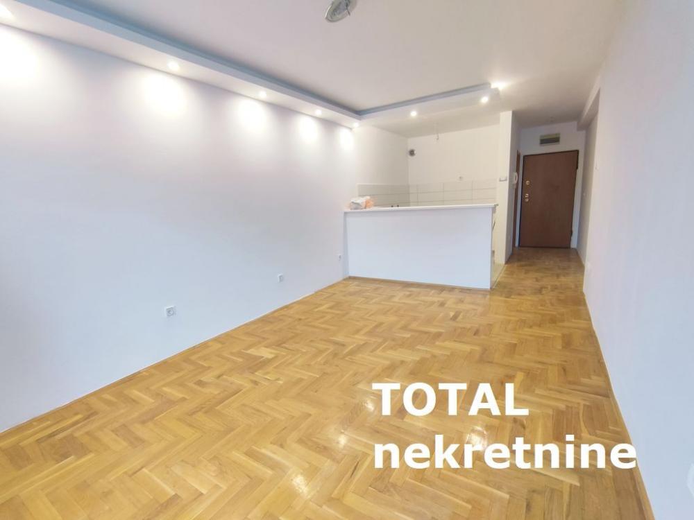Slika 3 - Stan,NOVI SAD,NOVA DETELINARA,kv: 54.00, € 140000, ID: 1094352