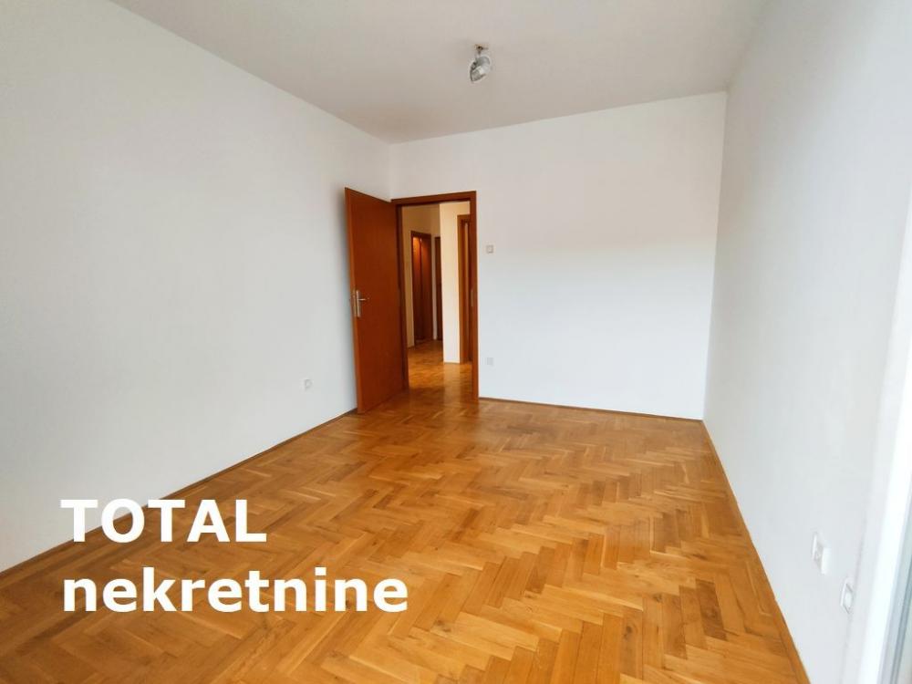 Slika 5 - Stan,NOVI SAD,NOVA DETELINARA,kv: 54.00, € 140000, ID: 1094352