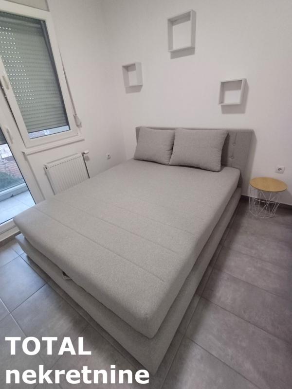 Slika 6 - Stan,NOVI SAD,SALAJKA,kv: 43.00, € 140000, ID: 1100424