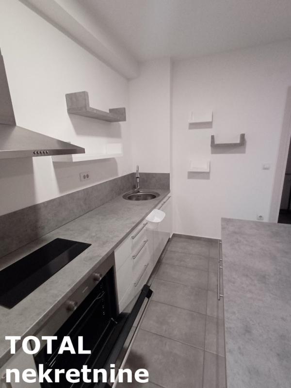 Slika 4 - Stan,NOVI SAD,SALAJKA,kv: 43.00, € 140000, ID: 1100424