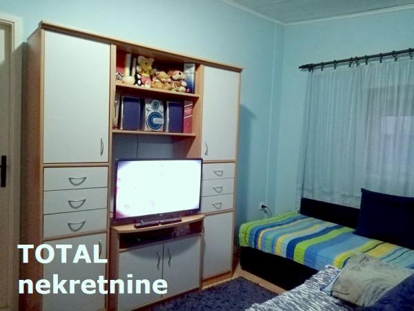 Slika 8 - Stan,NOVI SAD,CENTAR,kv: 67.00, € 118450, ID: 1059310