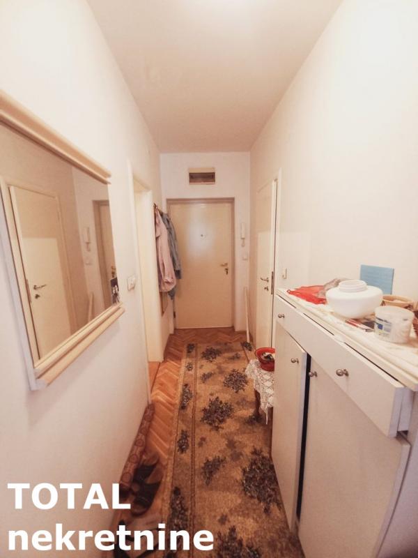 Slika 10 - Stan,NOVI SAD,GRBAVICA,kv: 46.00, € 135000, ID: 1098873