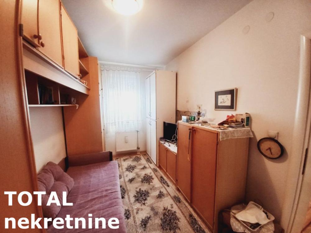 Slika 8 - Stan,NOVI SAD,GRBAVICA,kv: 46.00, € 135000, ID: 1098873