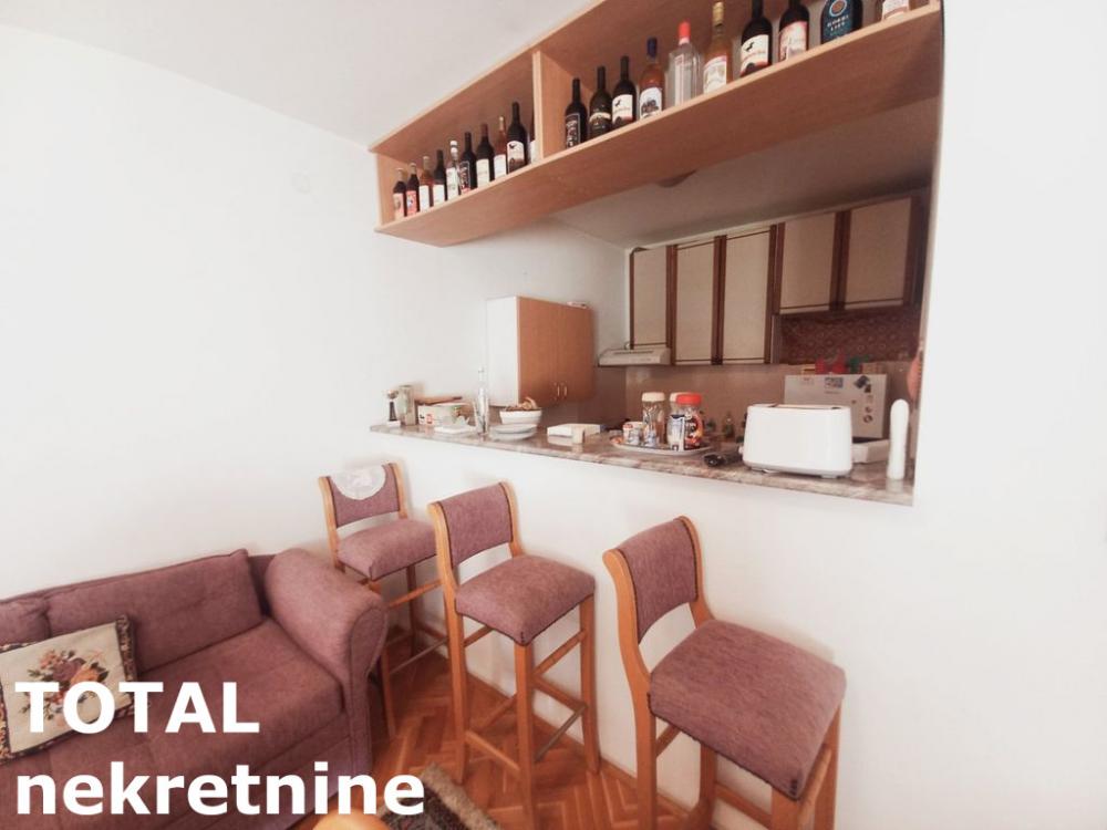 Slika 3 - Stan,NOVI SAD,GRBAVICA,kv: 46.00, € 135000, ID: 1098873