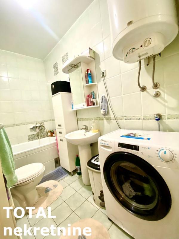 Slika 3 - Stan,NOVI SAD,BULEVAR,kv: 65.00, € 206000, ID: 1098066