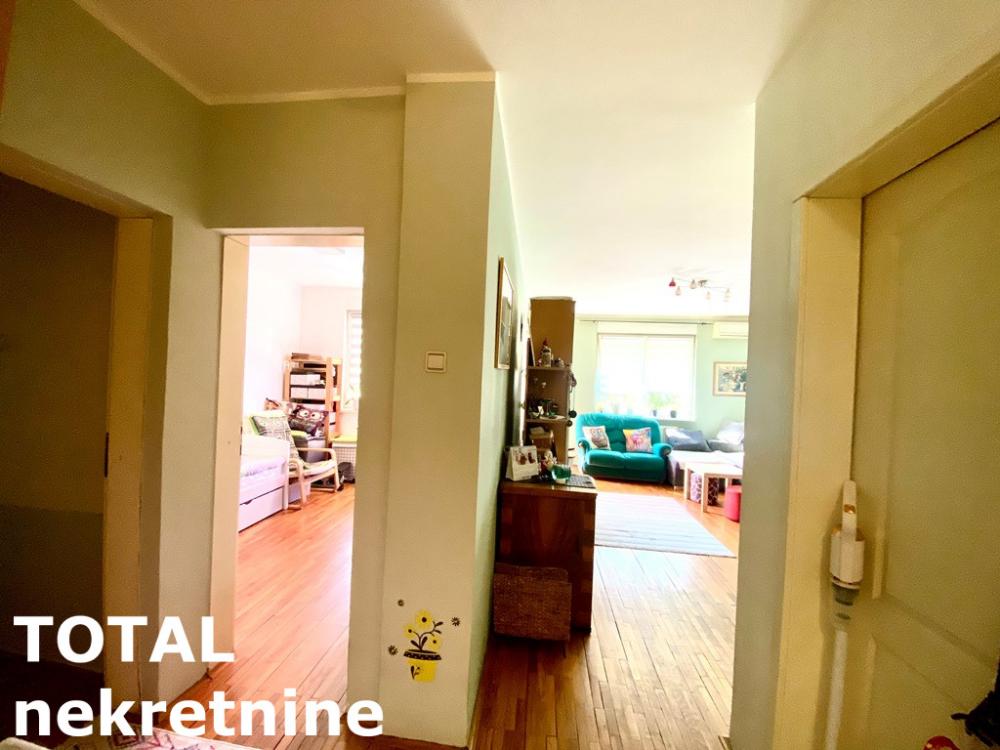 Slika 4 - Stan,NOVI SAD,BULEVAR,kv: 65.00, € 206000, ID: 1098066