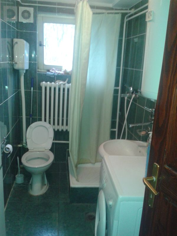 Slika 3 - Stan,NOVI SAD,CENTAR,kv: 67.00, € 154100, ID: 1046198