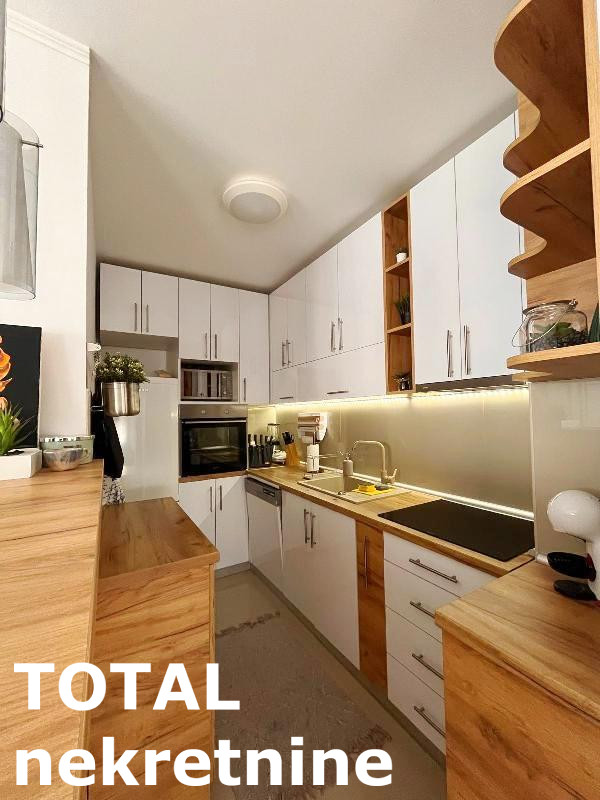 Slika 8 - Stan,NOVI SAD,NOVO NASELJE,kv: 100.00, € 260000, ID: 1098586