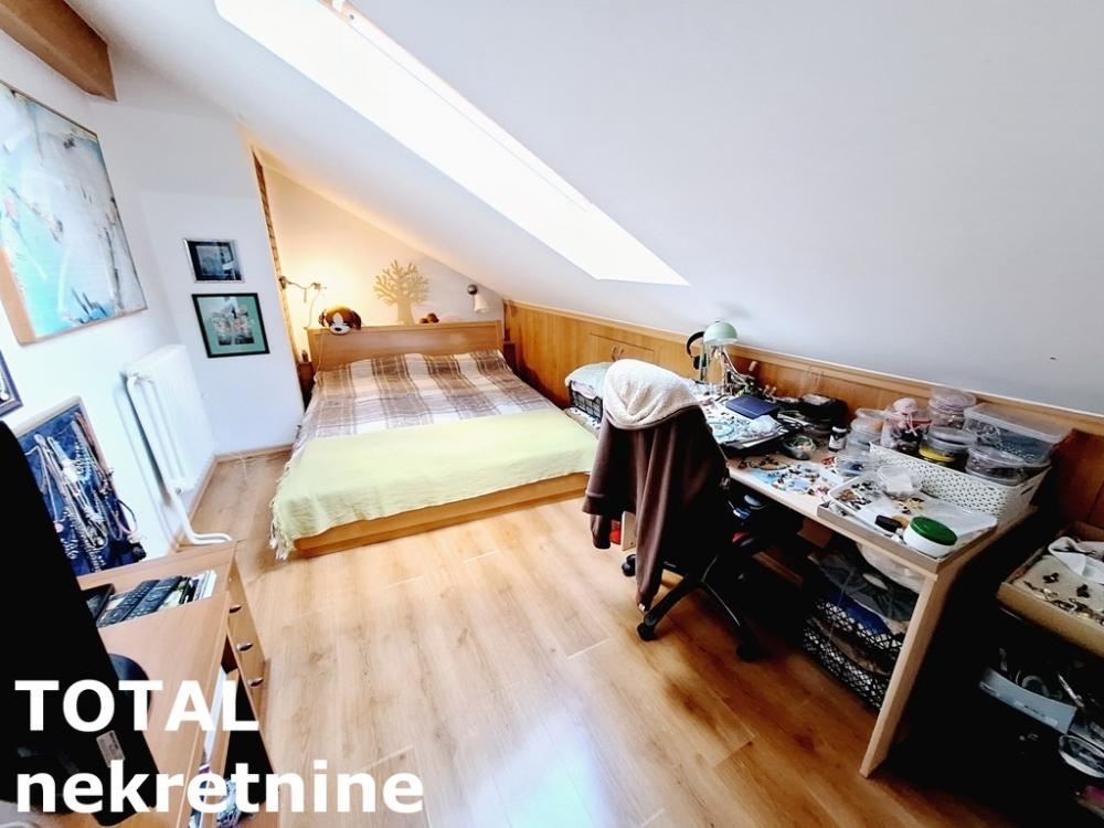 Slika 11 - Stan,NOVI SAD,CENTAR,kv: 52.00, € 127700, ID: 1097195