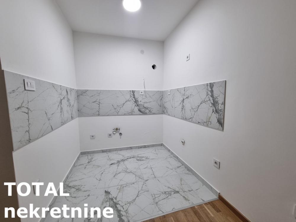 Slika 2 - Stan,NOVI SAD,AVIJACIJA,kv: 59.00, € 144200, ID: 1100081