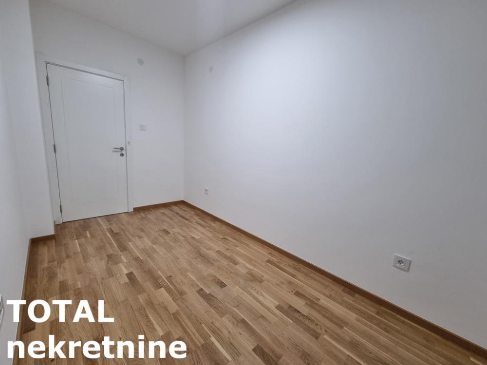 Slika 6 - Stan,NOVI SAD,AVIJACIJA,kv: 59.00, € 144200, ID: 1100081