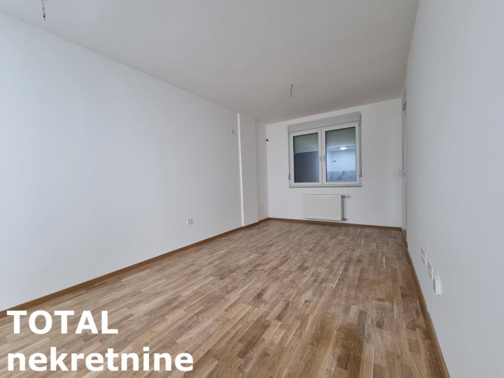 Slika 8 - Stan,NOVI SAD,AVIJACIJA,kv: 59.00, € 144200, ID: 1100081