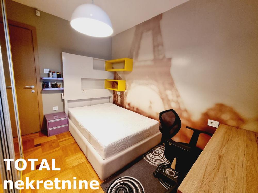 Slika 11 - Stan,NOVI SAD,TELEP,kv: 120.00, € 321360, ID: 1100063