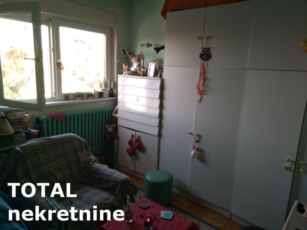 Slika 4 - Stan,NOVI SAD,BULEVAR,kv: 79.00, € 206000, ID: 1092845