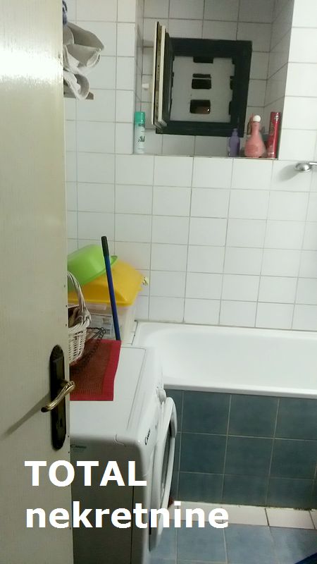 Slika 9 - Stan,NOVI SAD,BULEVAR,kv: 76.00, € 169950, ID: 1040224