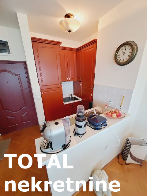 Slika 6 - Stan,NOVI SAD,CENTAR,kv: 148.00, € 251500, ID: 1045255