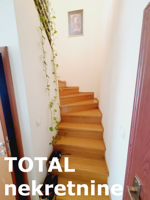 Slika 10 - Stan,NOVI SAD,CENTAR,kv: 148.00, € 251500, ID: 1045255