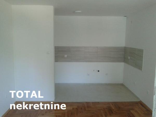 Slika 1 - Stan,NOVI SAD,NOVA DETELINARA,kv: 43.00, € 110725, ID: 1082894