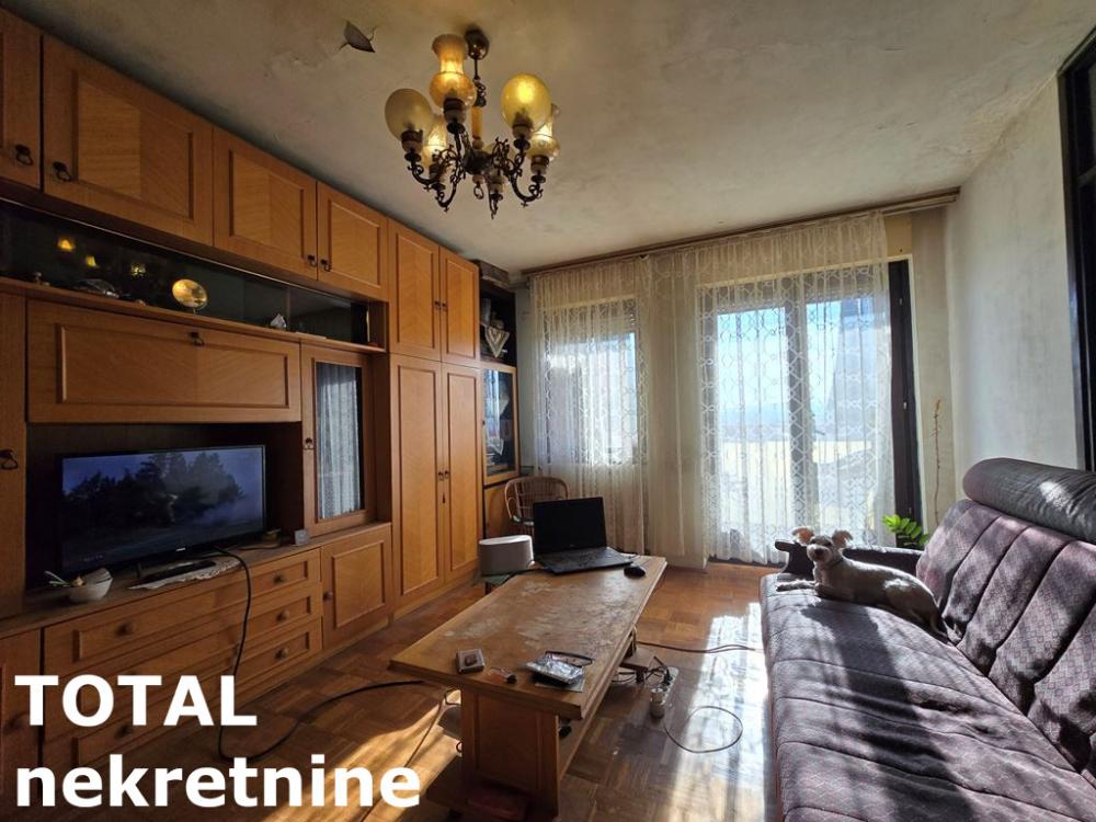 Slika 3 - Stan,NOVI SAD,BULEVAR,kv: 74.00, € 160000, ID: 1099469