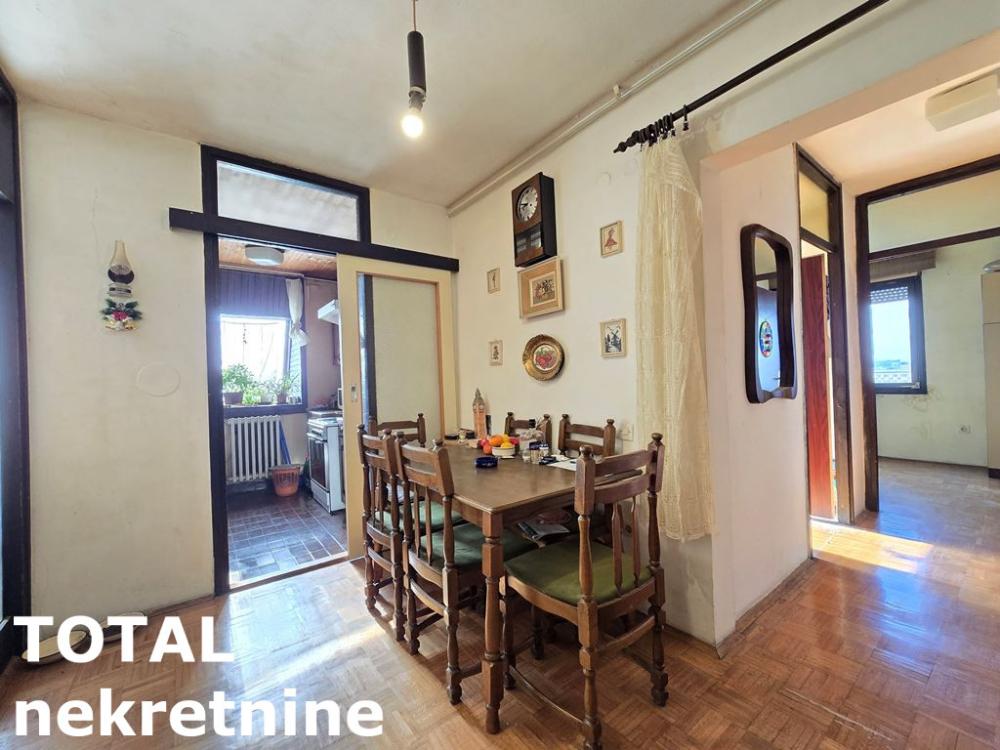 Slika 5 - Stan,NOVI SAD,BULEVAR,kv: 74.00, € 160000, ID: 1099469