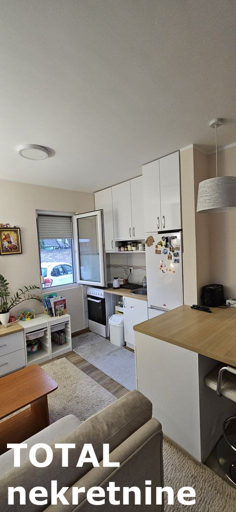 Slika 6 - Stan,NOVI SAD,ADICE,kv: 27.00, € 65000, ID: 1099678