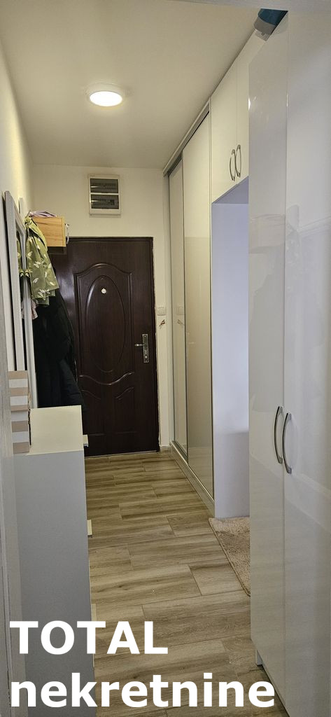 Slika 4 - Stan,NOVI SAD,ADICE,kv: 27.00, € 65000, ID: 1099678