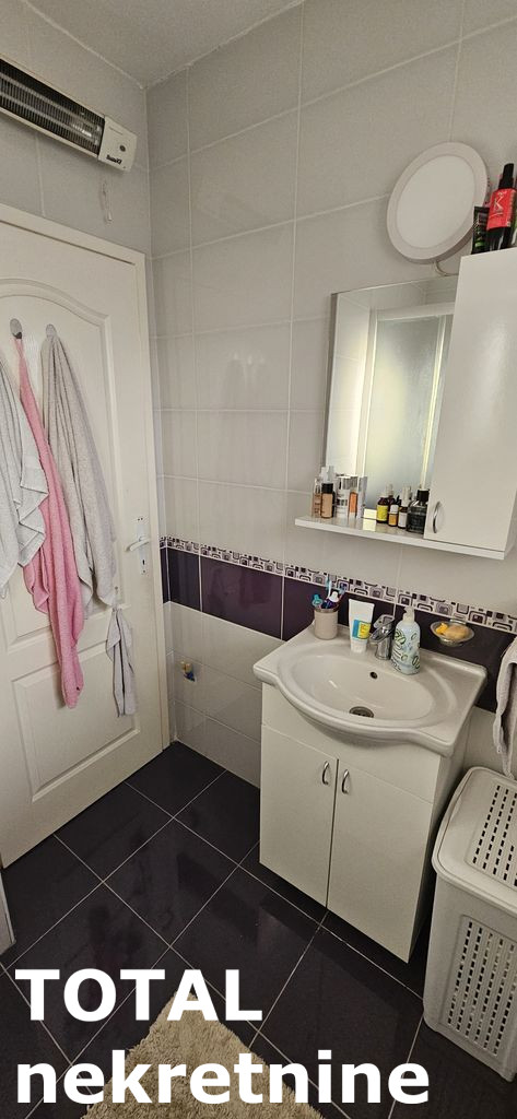 Slika 10 - Stan,NOVI SAD,ADICE,kv: 27.00, € 65000, ID: 1099678