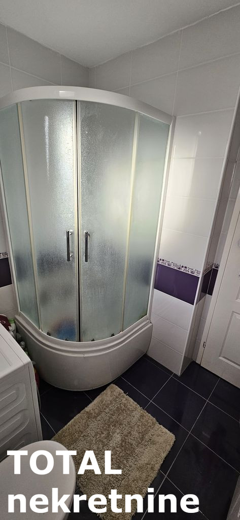 Slika 9 - Stan,NOVI SAD,ADICE,kv: 27.00, € 65000, ID: 1099678