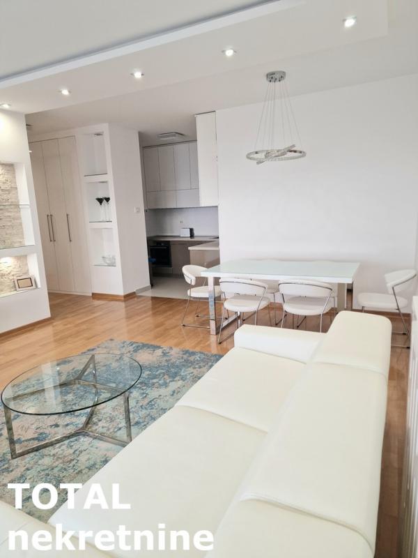 Slika 1 - Stan,NOVI SAD,CENTAR,kv: 105.00, € 509850, ID: 1099939