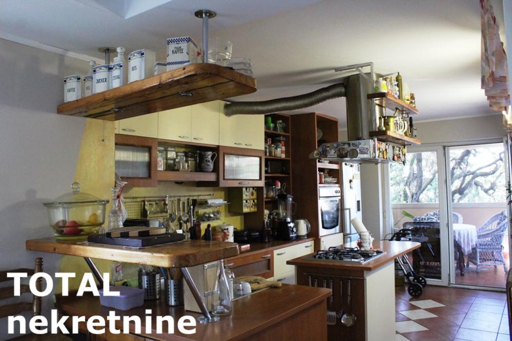 Slika 8 - Stan,NOVI SAD,CENTAR,kv: 128.00, € 250500, ID: 1098208