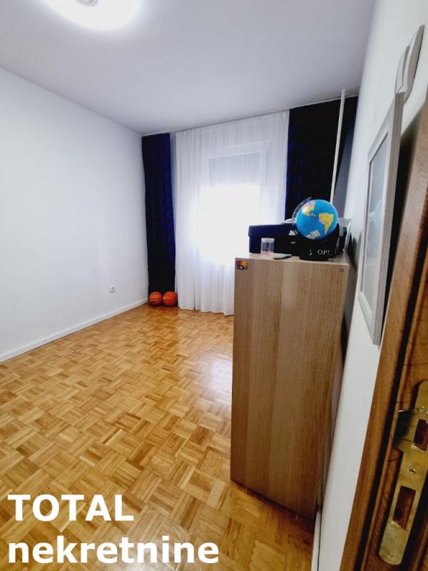 Slika 10 - Stan,NOVI SAD,SAJAM,kv: 96.00, € 240000, ID: 1098272