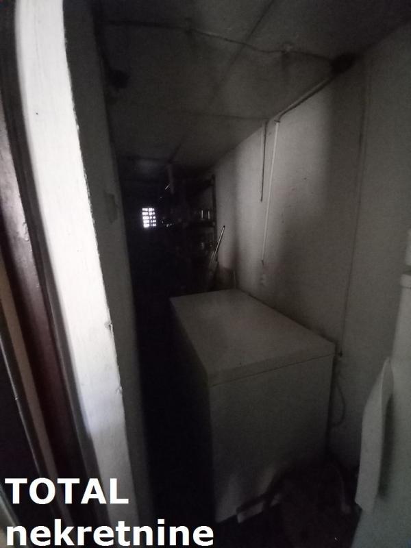 Slika 8 - Stan,NOVI SAD,CENTAR,kv: 81.00, € 123600, ID: 1081747