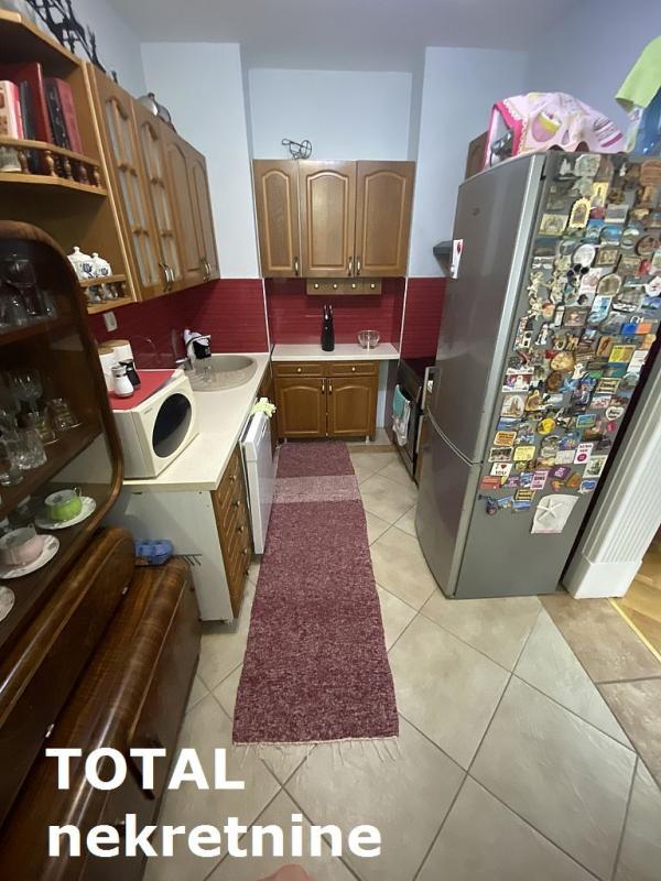 Slika 4 - Stan,NOVI SAD,CENTAR,kv: 64.00, € 195700, ID: 1095377