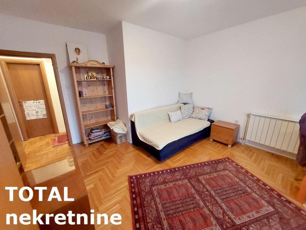 Slika 11 - Stan,NOVI SAD,BULEVAR EVROPE,kv: 106.00, € 195000, ID: 1095572