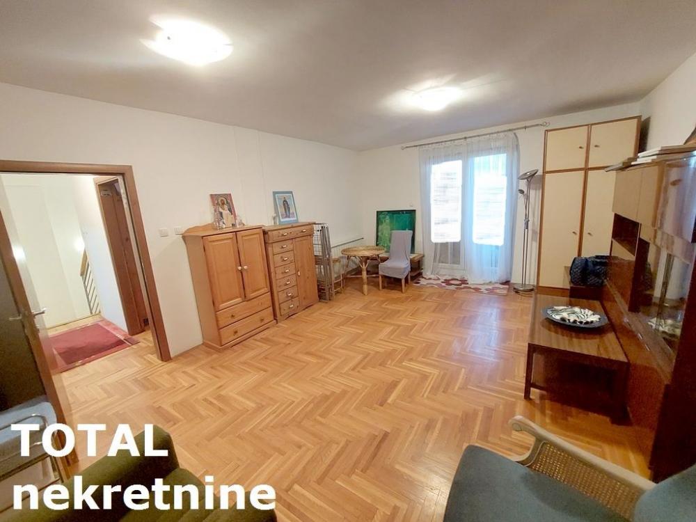 Slika 8 - Stan,NOVI SAD,BULEVAR EVROPE,kv: 106.00, € 195000, ID: 1095572