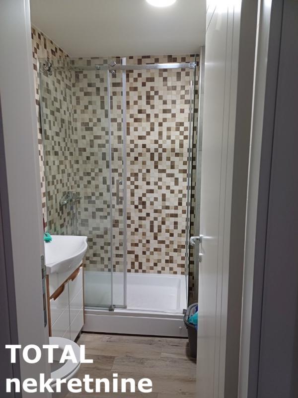 Slika 9 - Stan,NOVI SAD,CENTAR,kv: 85.00, € 460000, ID: 1098712