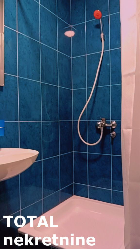 Slika 9 - Stan,NOVI SAD,CENTAR,kv: 24.00, € 86520, ID: 1098818