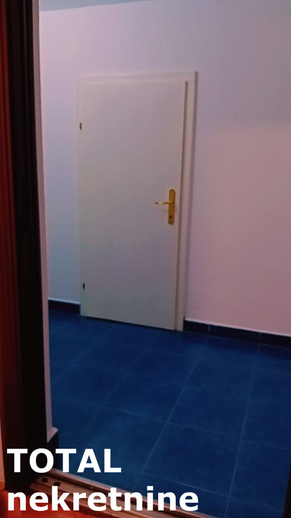 Slika 7 - Stan,NOVI SAD,CENTAR,kv: 24.00, € 86520, ID: 1098818