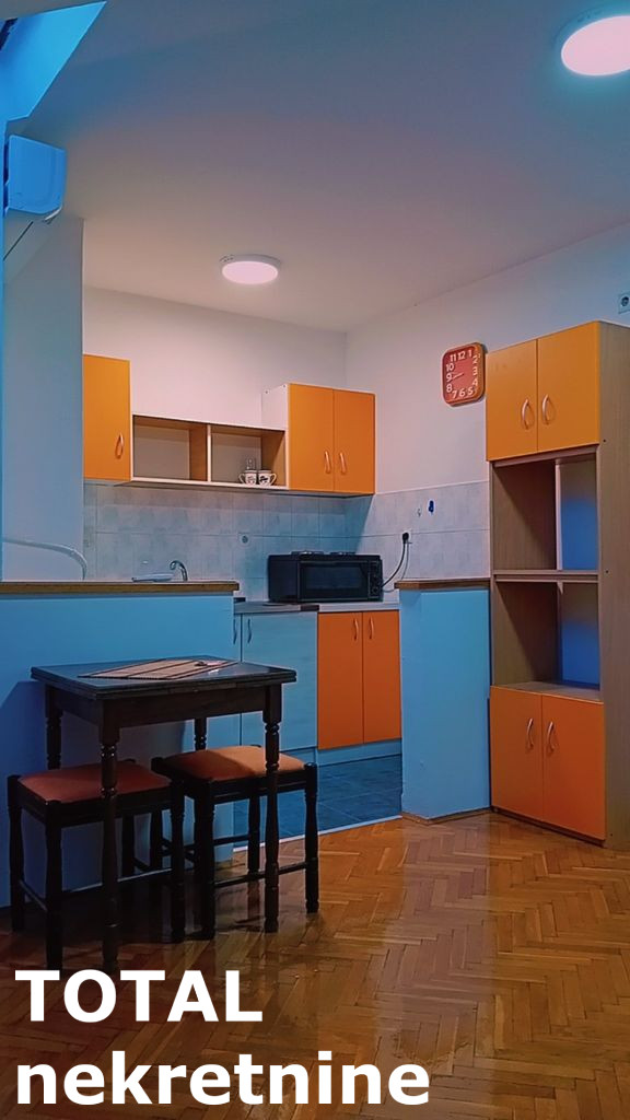 Slika 4 - Stan,NOVI SAD,CENTAR,kv: 24.00, € 86520, ID: 1098818