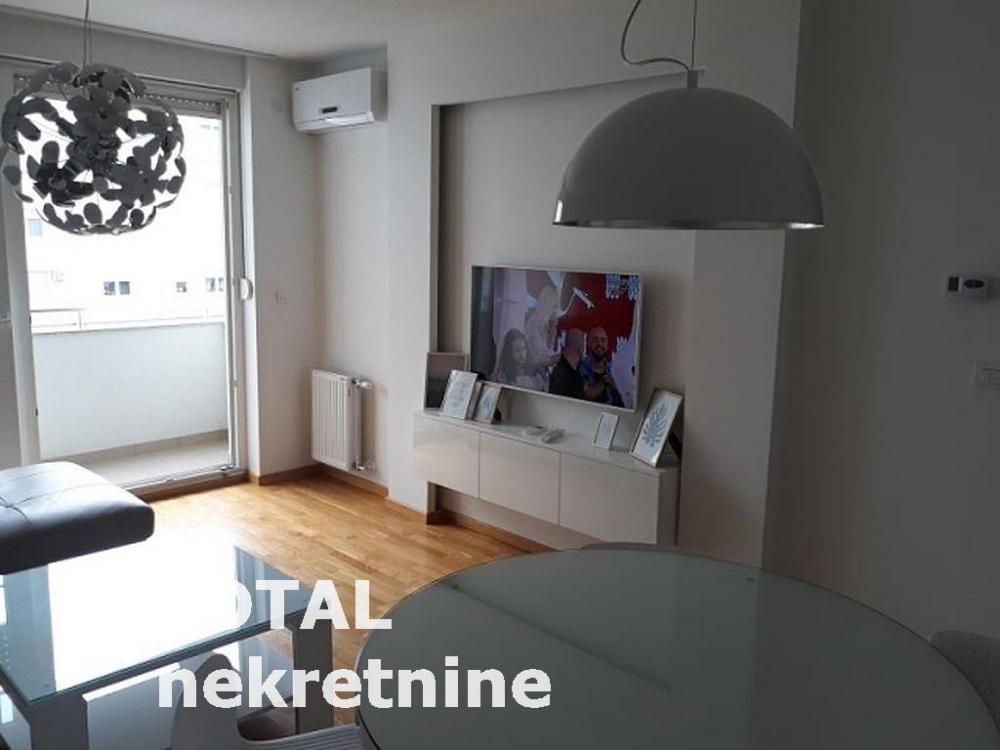 Slika 1 - Stan,NOVI SAD,NOVA DETELINARA,kv: 60.00, € 197760, ID: 1091525