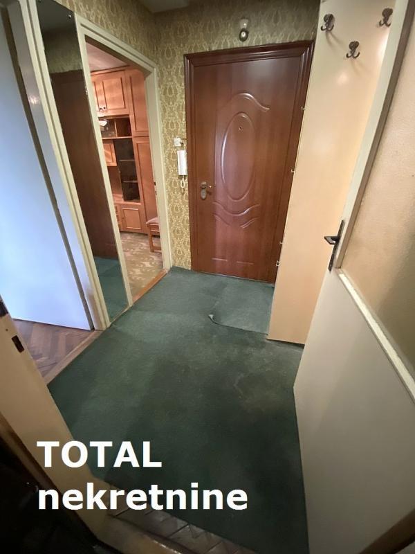 Slika 8 - Stan,NOVI SAD,SATELIT,kv: 46.00, € 92700, ID: 1096077