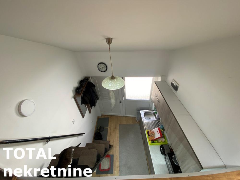 Slika 7 - Stan,NOVI SAD,GRBAVICA,kv: 33.00, € 77250, ID: 1098096