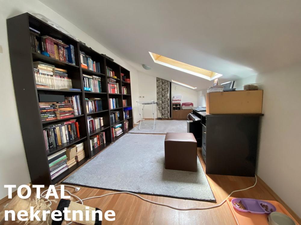 Slika 6 - Stan,NOVI SAD,GRBAVICA,kv: 33.00, € 77250, ID: 1098096