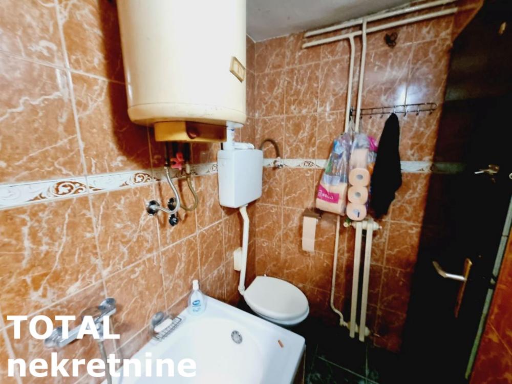 Slika 7 - Stan,NOVI SAD,CENTAR,kv: 42.00, € 77250, ID: 1098375