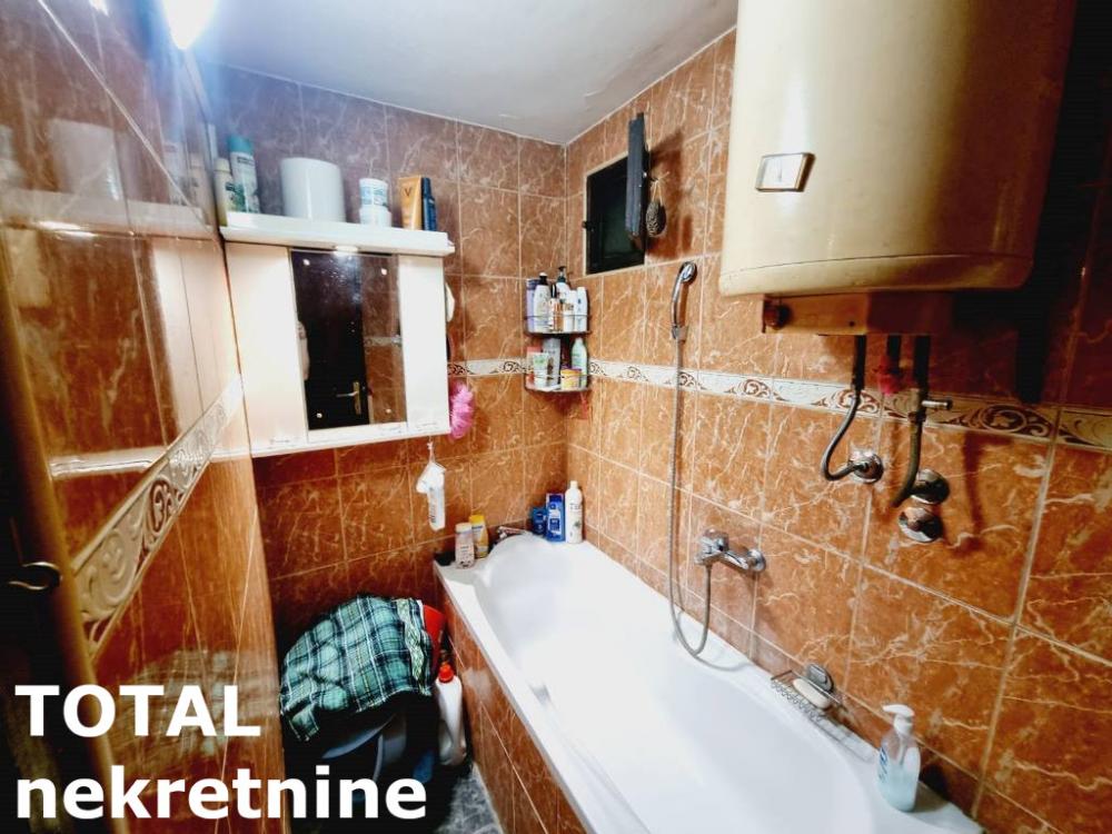 Slika 6 - Stan,NOVI SAD,CENTAR,kv: 42.00, € 77250, ID: 1098375