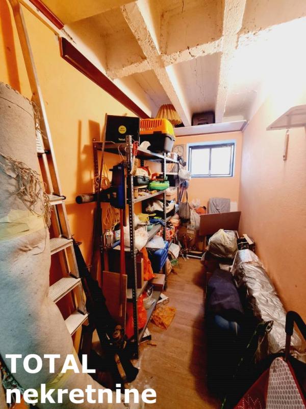 Slika 8 - Stan,NOVI SAD,CENTAR,kv: 42.00, € 77250, ID: 1098375