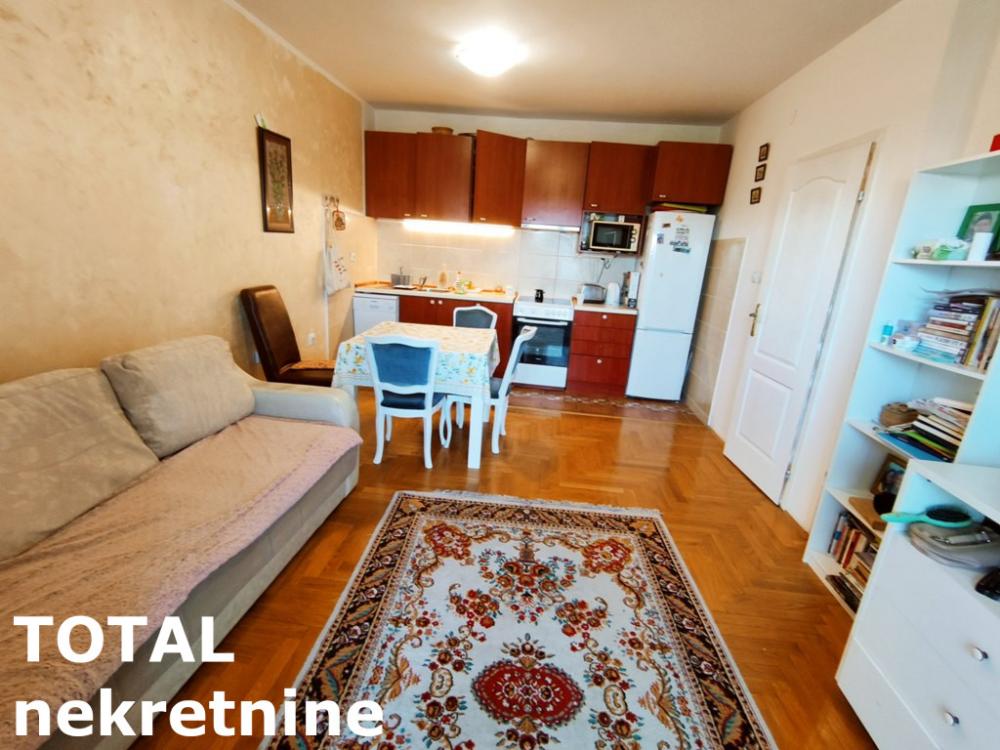 Slika 1 - Stan,NOVI SAD,CENTAR,kv: 43.00, € 149350, ID: 1097265