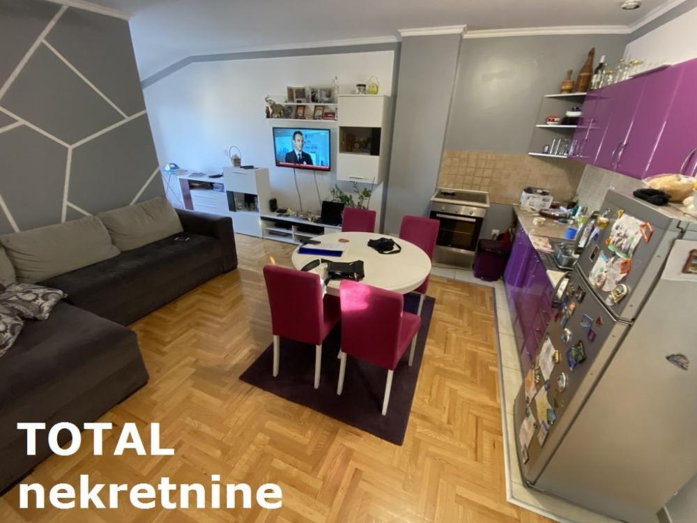 Slika 1 - Stan,NOVI SAD,PODBARA,kv: 52.00, € 149350, ID: 1094484