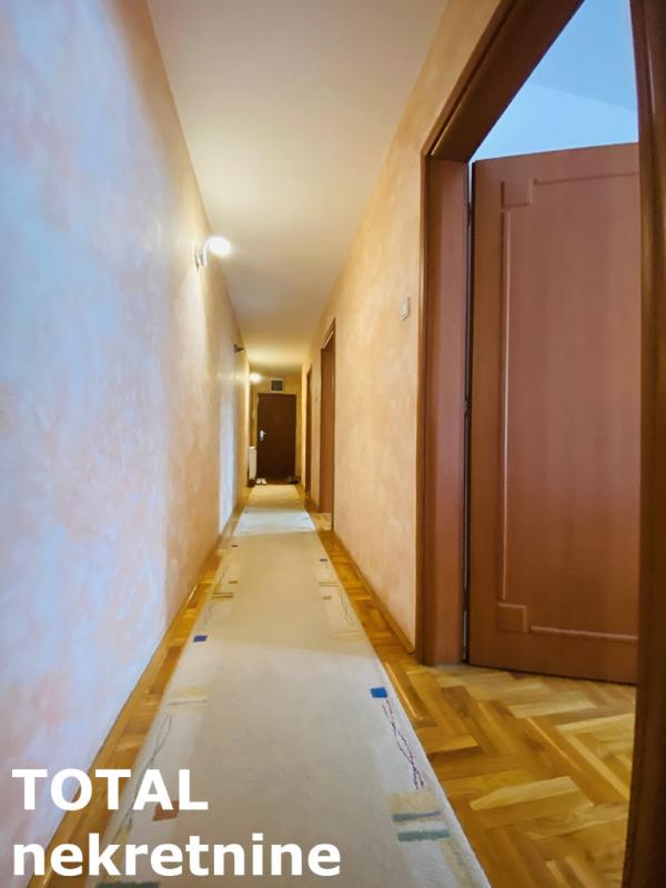 Slika 11 - Stan,NOVI SAD,CENTAR,kv: 71.00, € 180250, ID: 1098622